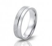 Wedding ring in 18 Karat gold - WRM005 - image 1